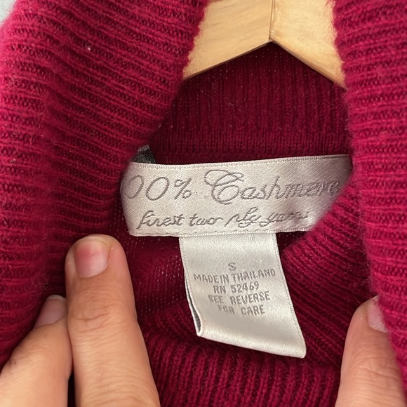 100% cashmere burgundy turtleneck sleeveless - Picture 4 of 4